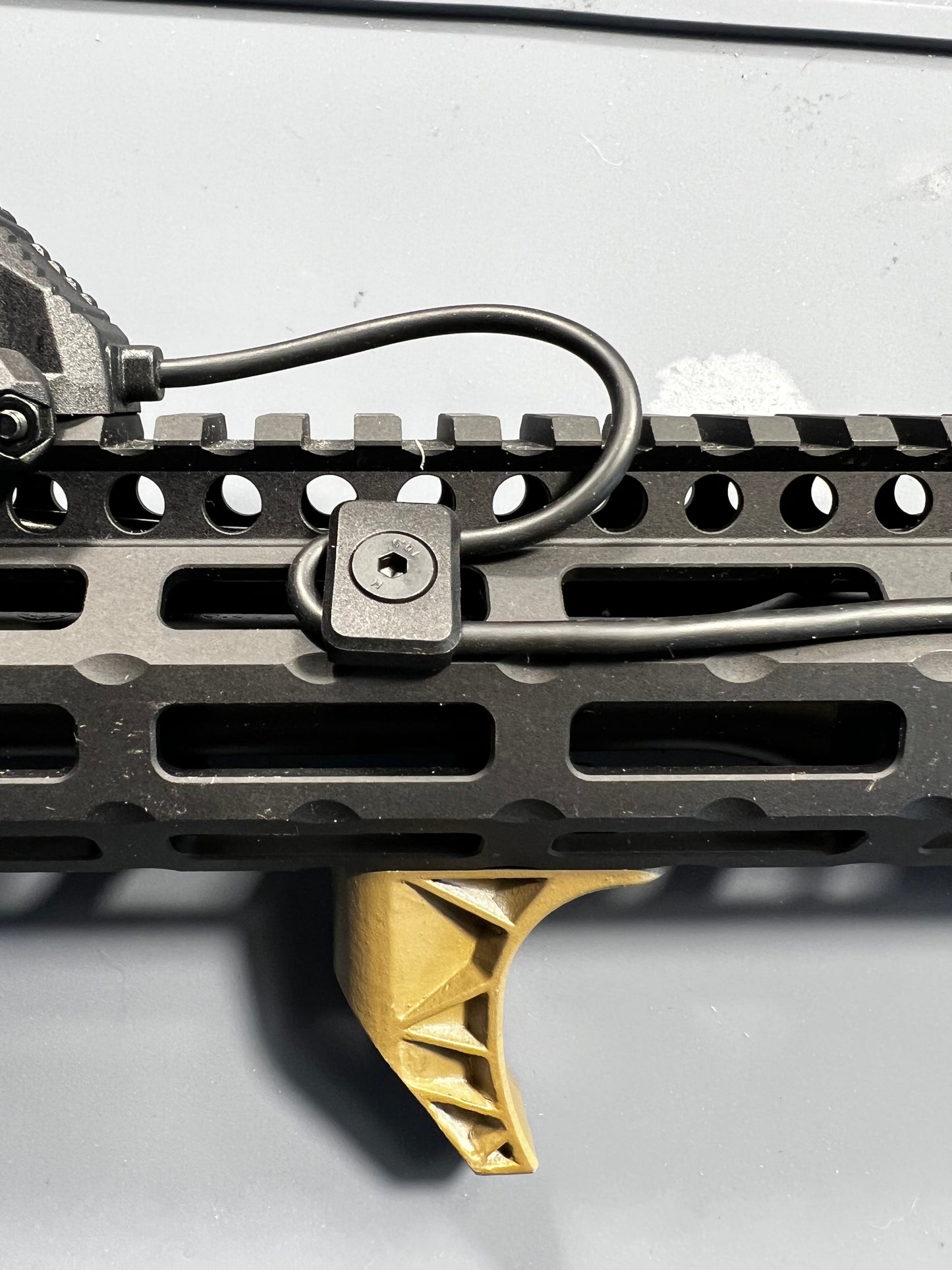 Cable Management Clip (CMC)